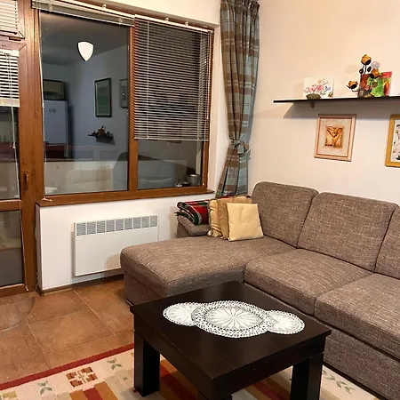 планинско гнездо - Mountain Nest Апартамент