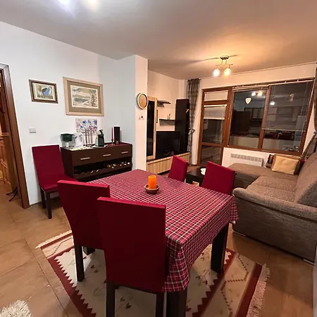 планинско гнездо - Mountain Nest * Стойките