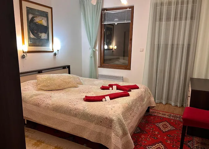 планинско гнездо - Mountain Nest